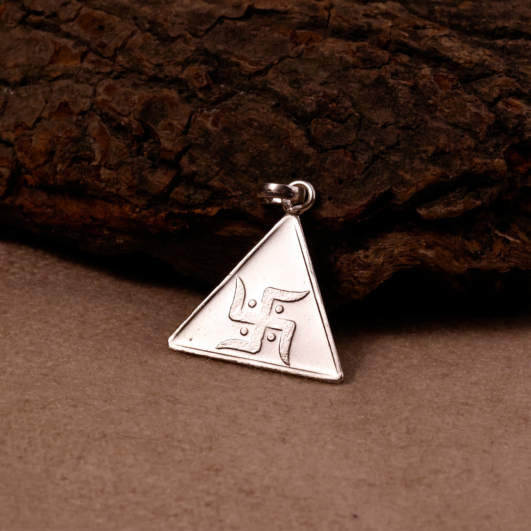 Trishakti Silver Maa Saraswati Yantra Pendant - Abhimantrit